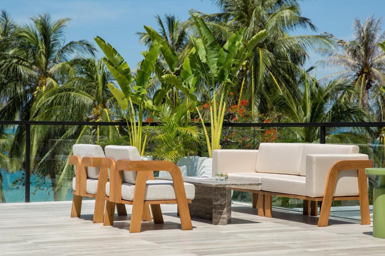盛泰澜苏梅查汶海滩度假村 外观 照片 Outdoor furniture