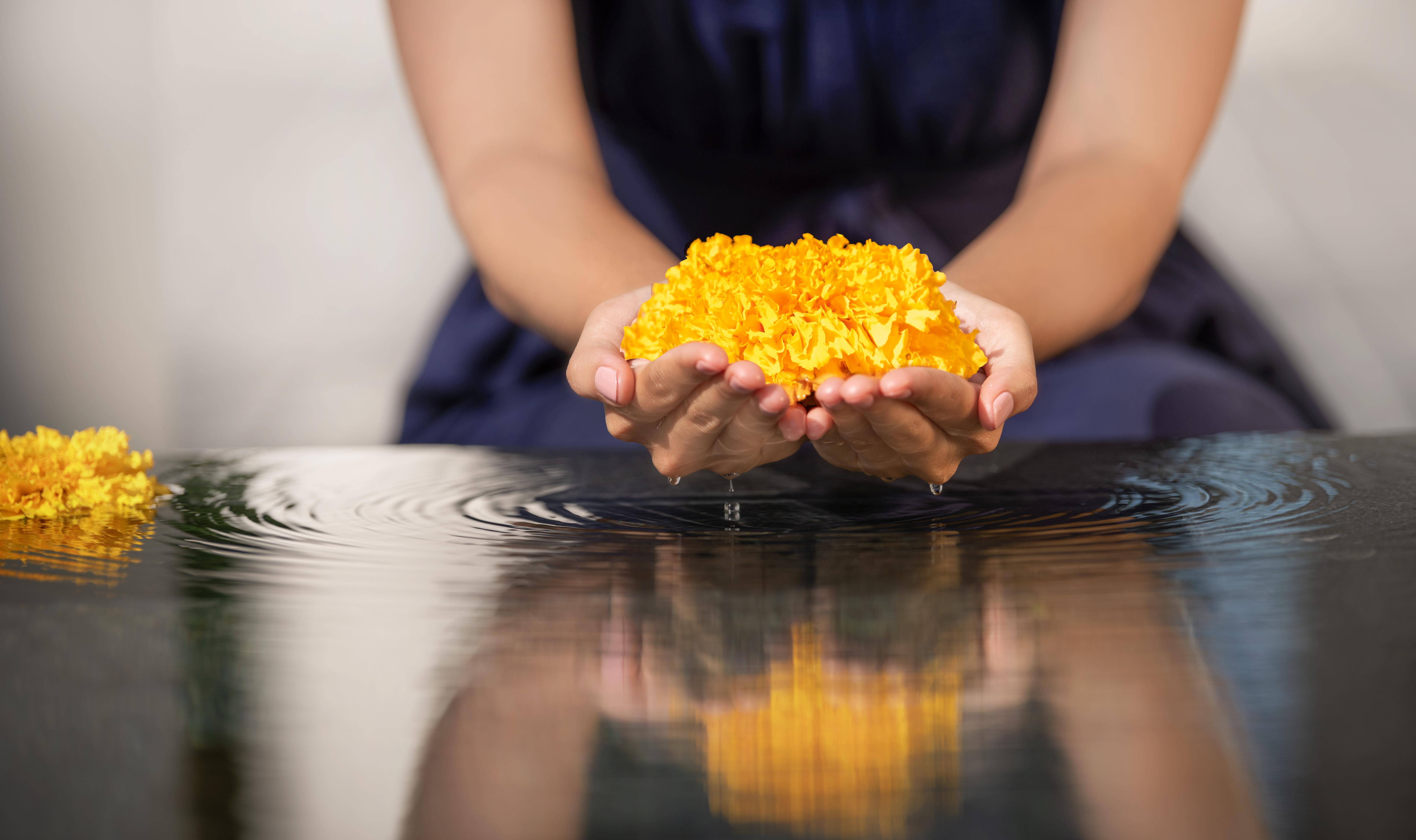 盛泰澜苏梅查汶海滩度假村 外观 照片 Flower offerings